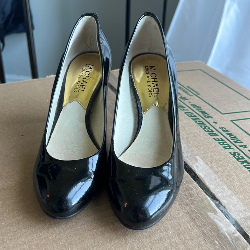 Michael Kors Pumps